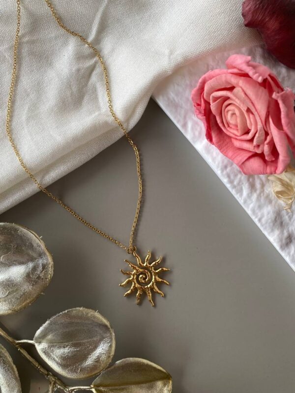 Κολιέ Helios Charm